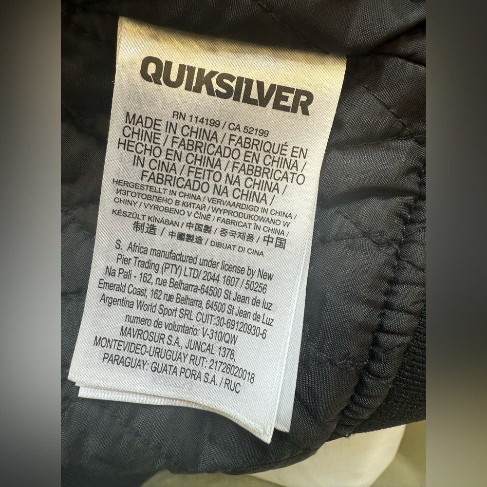 Quicksilver men’s midweight jacket, long sleeve navy good condition, pockets - Picture 5 of 9